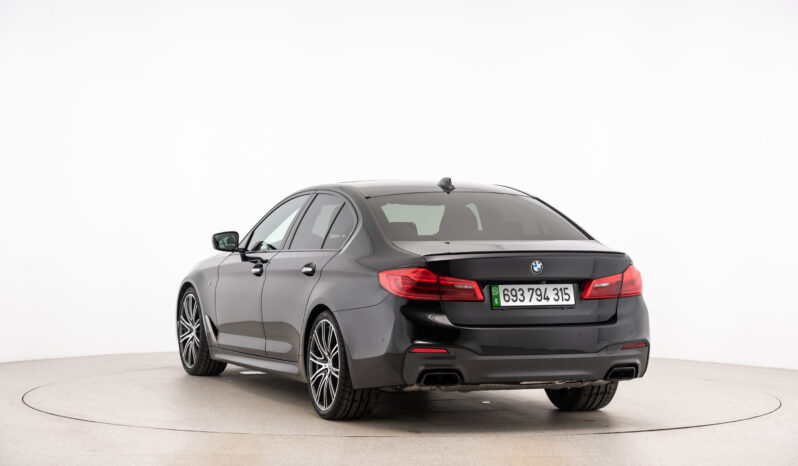 BMW M550i  468cv TODOS los extras posibles REESTRENO M5 completo