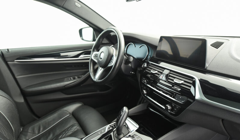 BMW M550i  468cv TODOS los extras posibles REESTRENO M5 completo